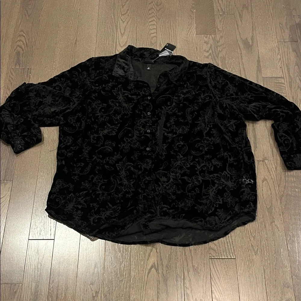 Torrid Black Velvet Shirt with Floral Design - Picture 2 of 3
